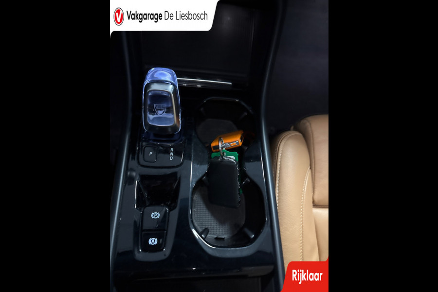 Volvo XC40 1.5 T4 Recharge R-Design / pano / leer / navi / Harman Kardon / trekhaak