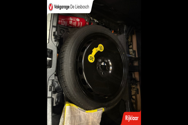 Volvo XC40 1.5 T4 Recharge R-Design / pano / leer / navi / Harman Kardon / trekhaak