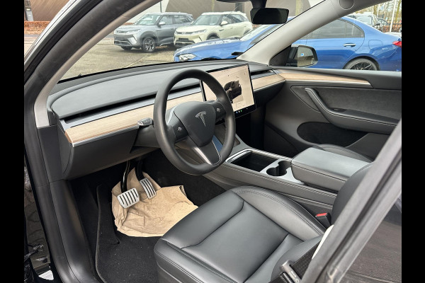 Tesla Model Y Performance AWD 75 kWh VAN: €39.900,- VOOR: €37.877,- UW EINDEJAARSVOORDEEL: €2.023,-| AUTOPILOT| VOLLEDIGE FABRIEKSGARANTIE T/M 6-2026/80.000KM | AANDRIJFLIJN EN ACCU GARANTIE T/M 12-2030 of 192.000km