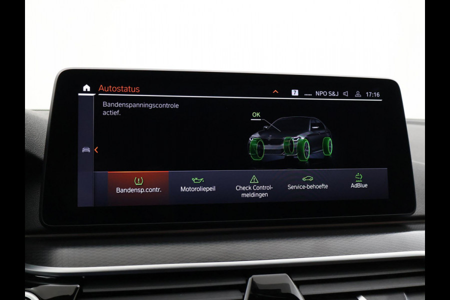 BMW 5 Serie 518D M-SPORT SEDAN + NAPPA LEDEREN COMFORTZETELS | TREKHAAK | H/K | HEAD-UP | SFEERVERLICHTING