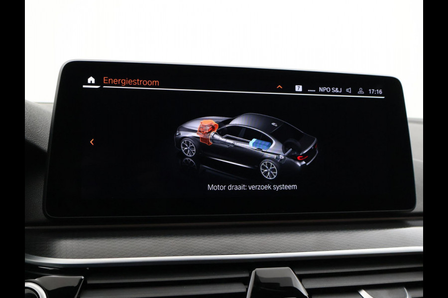 BMW 5 Serie 518D M-SPORT SEDAN + NAPPA LEDEREN COMFORTZETELS | TREKHAAK | H/K | HEAD-UP | SFEERVERLICHTING