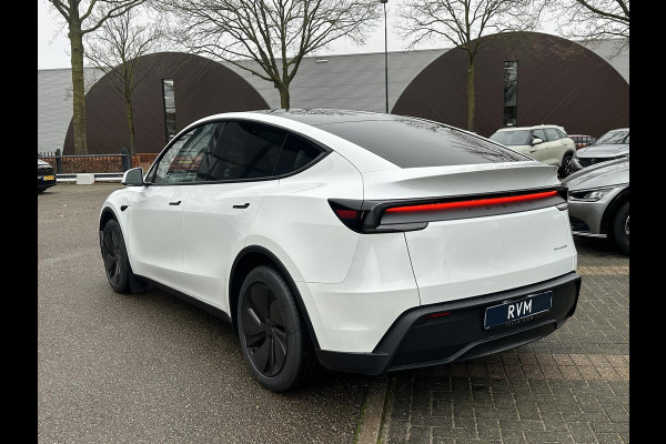Tesla Model Y Premium Long Range AWD 75 kWh NIEUWE AUTO | AUTOPILOT| VOLLEDIGE TESLA GARANTIE T/M 12/2029 OF 80.000KM| DE HOOGVOLTACCU EN AANDRIJFLIJN TOT 2033 of 192.000KM |