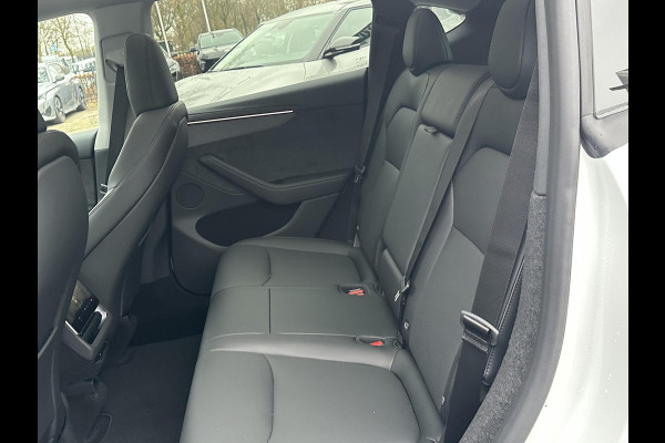 Tesla Model Y Premium Long Range AWD 75 kWh NIEUWE AUTO | AUTOPILOT| VOLLEDIGE TESLA GARANTIE T/M 12/2029 OF 80.000KM| DE HOOGVOLTACCU EN AANDRIJFLIJN TOT 2033 of 192.000KM |