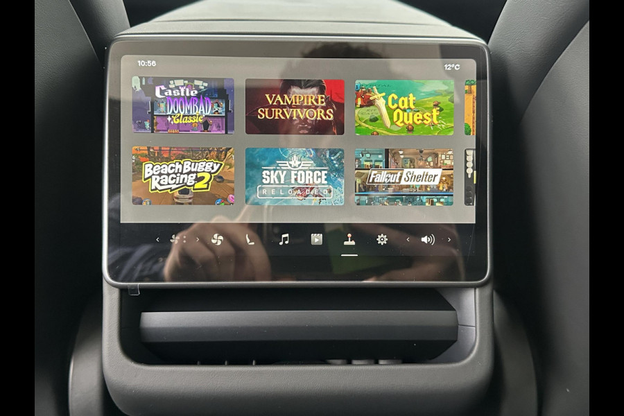 Tesla Model Y Premium Long Range AWD 75 kWh NIEUWE AUTO | AUTOPILOT| VOLLEDIGE TESLA GARANTIE T/M 12/2029 OF 80.000KM| DE HOOGVOLTACCU EN AANDRIJFLIJN TOT 2033 of 192.000KM |