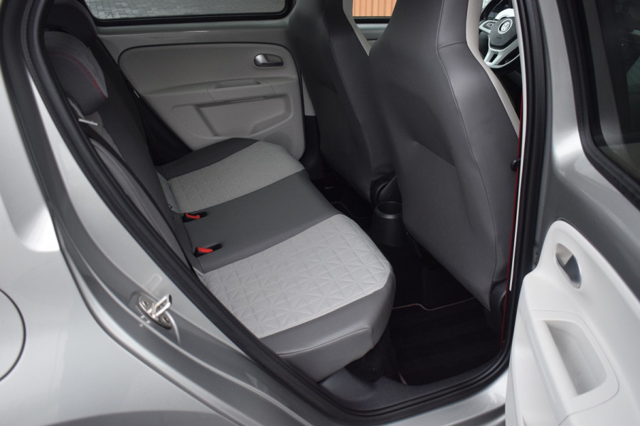 Volkswagen up! 1.0 TSI 90pk Beats | Pano | Cruise | Camera