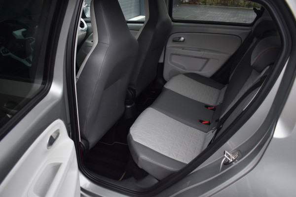 Volkswagen up! 1.0 TSI 90pk Beats | Pano | Cruise | Camera