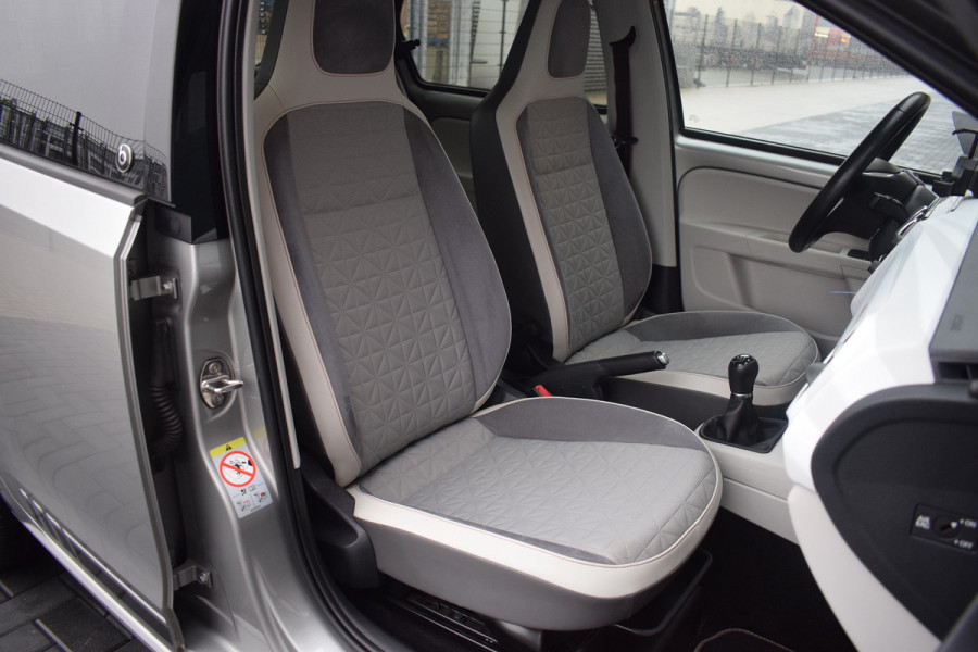 Volkswagen up! 1.0 TSI 90pk Beats | Pano | Cruise | Camera