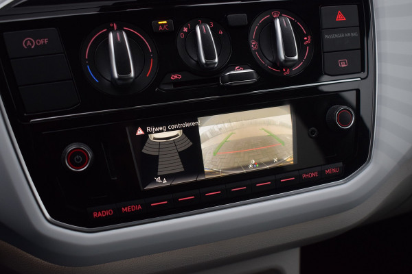 Volkswagen up! 1.0 TSI 90pk Beats | Pano | Cruise | Camera