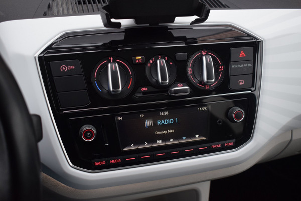 Volkswagen up! 1.0 TSI 90pk Beats | Pano | Cruise | Camera