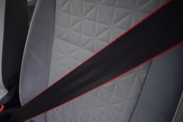 Volkswagen up! 1.0 TSI 90pk Beats | Pano | Cruise | Camera