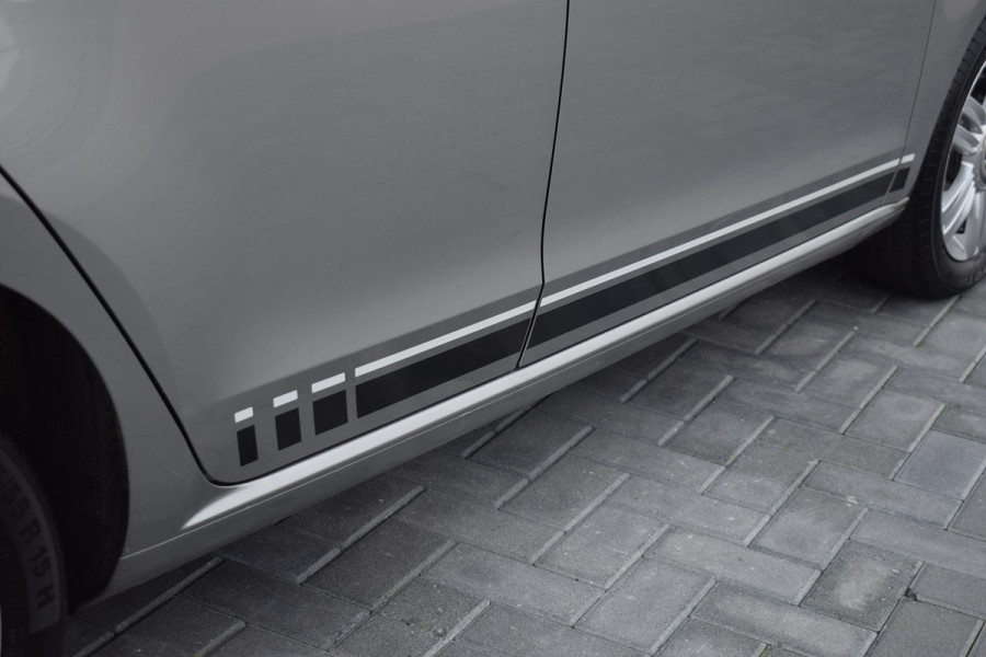 Volkswagen up! 1.0 TSI 90pk Beats | Pano | Cruise | Camera