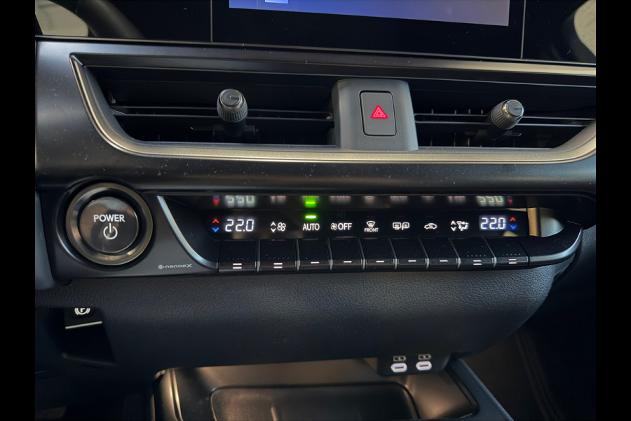 Lexus UX 300e Business Line 73 kWh | 1927KM | Nieuwe Auto | 06-2025 | Camera | Alcantara | SOH 100%