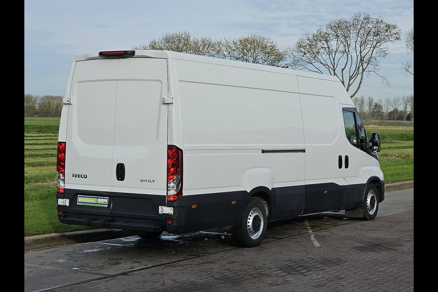 Iveco Daily 35S16V 2.3 L4H2 Automaat Airco Vleugeldeuren 3 Zits Euro6 156 PK!