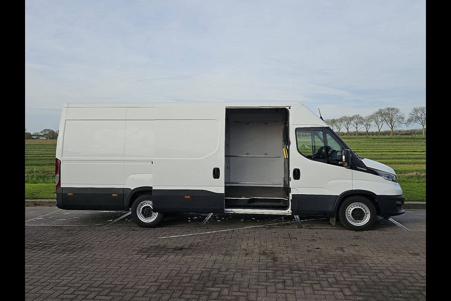 Iveco Daily 35S16V 2.3 L4H2 Automaat Airco Vleugeldeuren 3 Zits Euro6 156 PK!