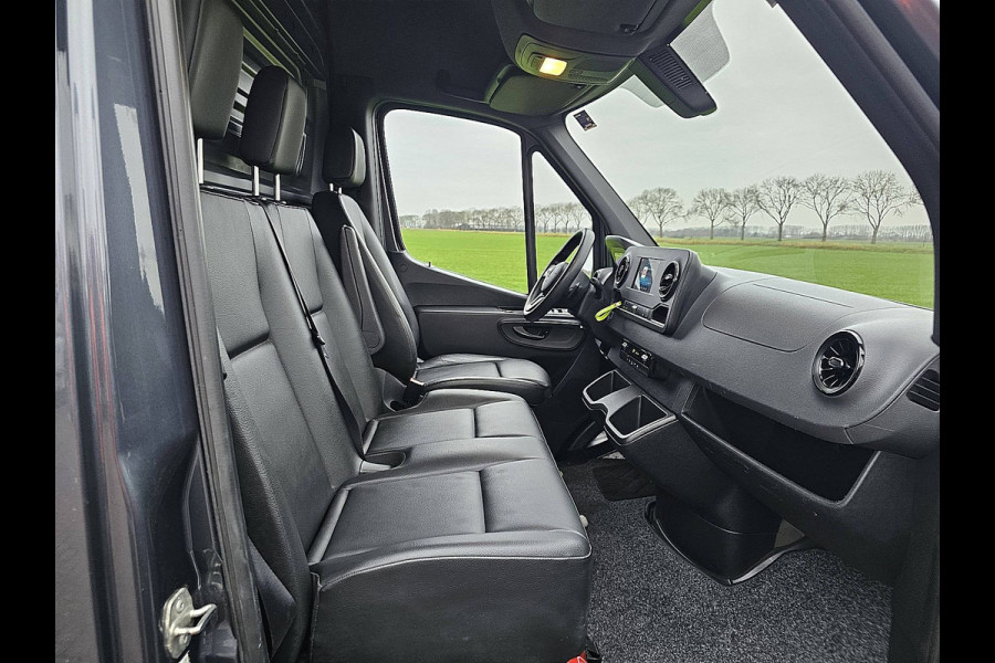 Mercedes-Benz Sprinter 315 1.9 CDI L3H2 RWD Mbux + Navi Automaat Airco Camera 3-Zits/ Leer 1e Eigenaar Euro6!
