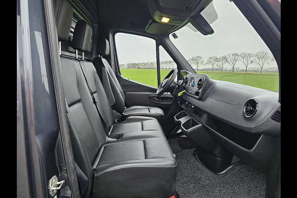 Mercedes-Benz Sprinter 315 1.9 CDI L3H2 RWD Mbux + Navi Automaat Airco Camera 3-Zits/ Leer 1e Eigenaar Euro6!
