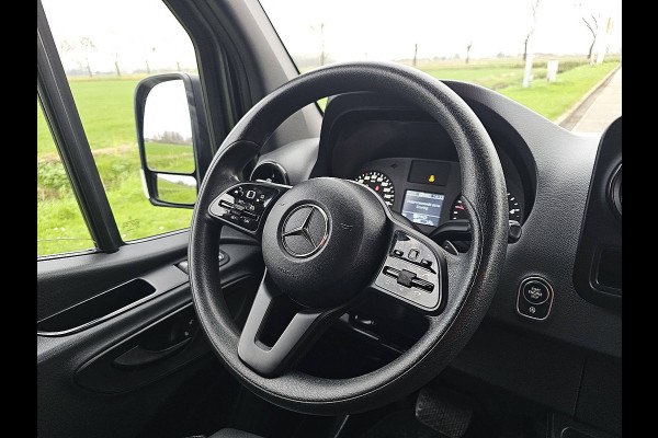 Mercedes-Benz Sprinter 315 1.9 CDI L3H2 RWD Mbux + Navi Automaat Airco Camera 3-Zits/ Leer 1e Eigenaar Euro6!