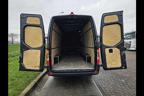 Mercedes-Benz Sprinter 315 1.9 CDI L3H2 RWD Mbux + Navi Automaat Airco Camera 3-Zits/ Leer 1e Eigenaar Euro6!