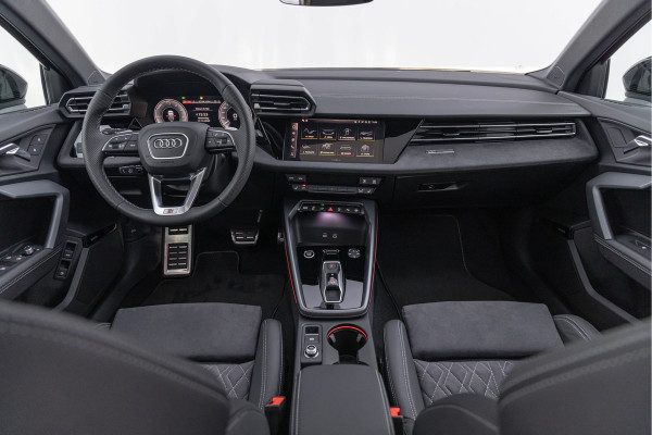 Audi A3 Sportback 45 TFSI-e 272pk Competition Pano S-stoelen SONOS S-line Matrix ACC
