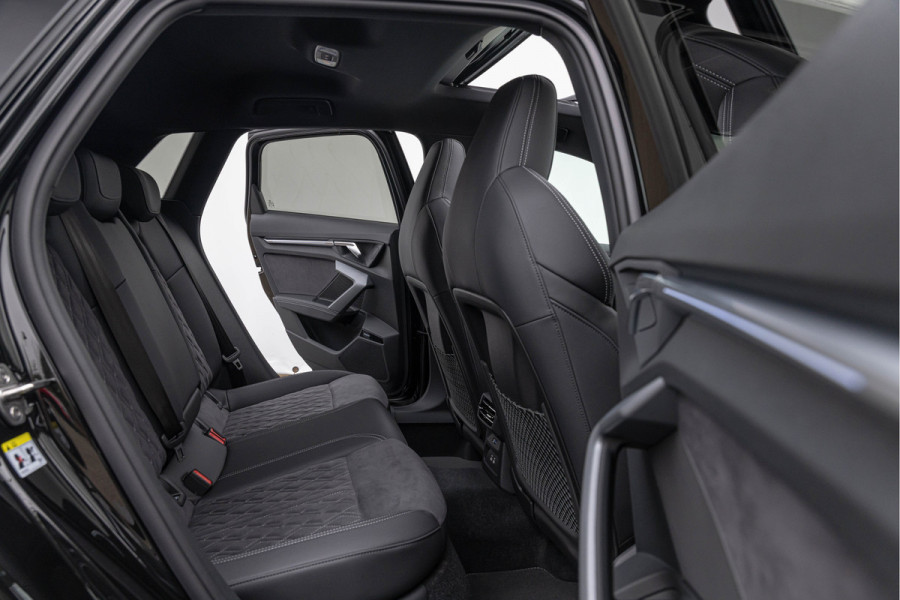 Audi A3 Sportback 45 TFSI-e 272pk Competition Pano S-stoelen SONOS S-line Matrix ACC