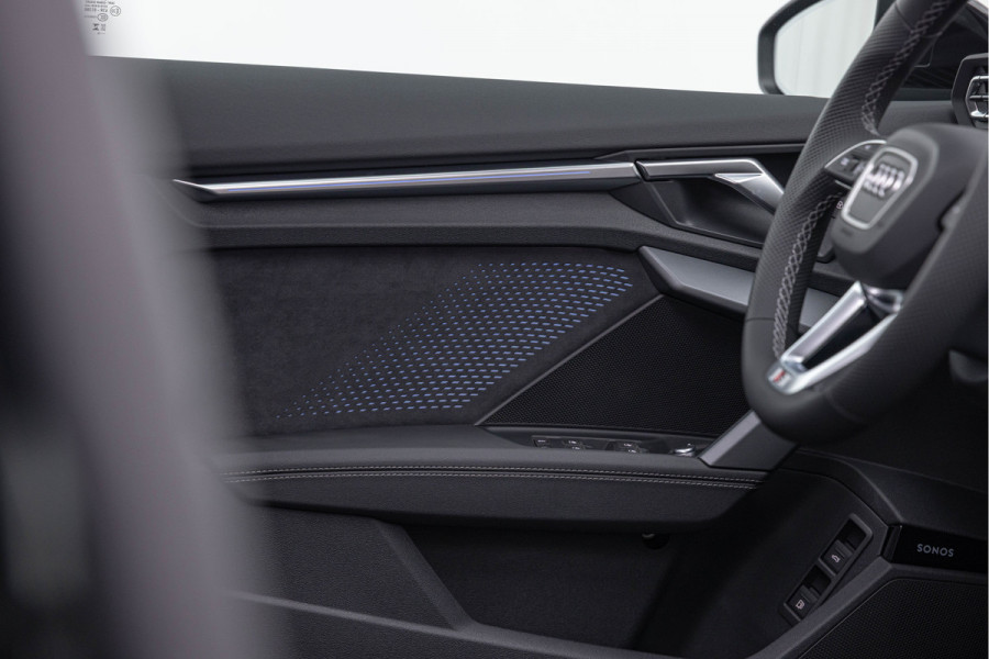 Audi A3 Sportback 45 TFSI-e 272pk Competition Pano S-stoelen SONOS S-line Matrix ACC
