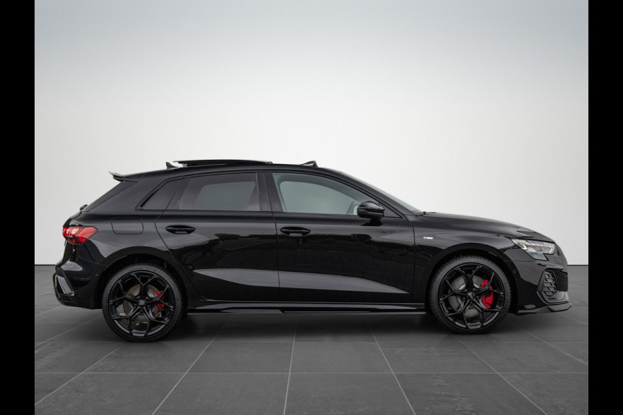 Audi A3 Sportback 45 TFSI-e 272pk Competition Pano S-stoelen SONOS S-line Matrix ACC