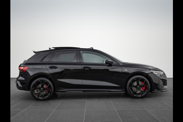 Audi A3 Sportback 45 TFSI-e 272pk Competition Pano S-stoelen SONOS S-line Matrix ACC