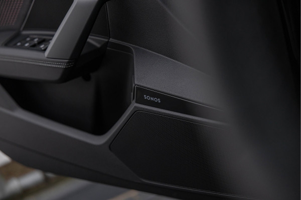 Audi A3 Sportback 45 TFSI-e 272pk Competition Pano S-stoelen SONOS S-line Matrix ACC