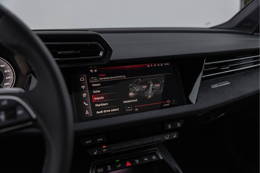Audi A3 Sportback 45 TFSI-e 272pk Competition Pano S-stoelen SONOS S-line Matrix ACC