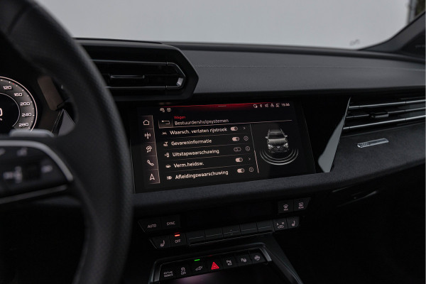 Audi A3 Sportback 45 TFSI-e 272pk Competition Pano S-stoelen SONOS S-line Matrix ACC