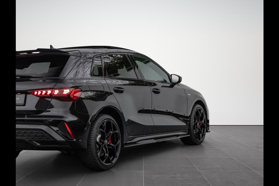 Audi A3 Sportback 45 TFSI-e 272pk Competition Pano S-stoelen SONOS S-line Matrix ACC