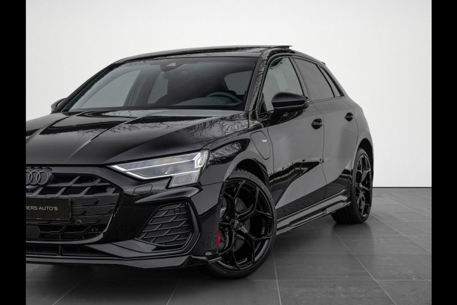Audi A3 Sportback 45 TFSI-e 272pk Competition Pano S-stoelen SONOS S-line Matrix ACC