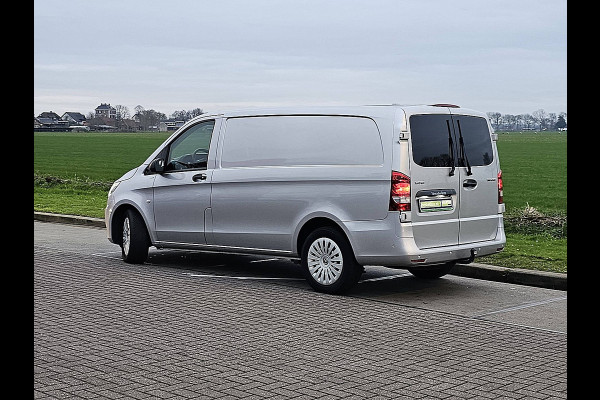 Mercedes-Benz Vito 119 CDI LED Trekhaak Parkeersensoren Automaat Airco Cruise Achterdeuren 3 Zits Euro6 190 PK!