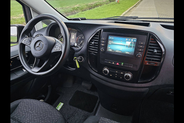 Mercedes-Benz Vito 119 CDI LED Trekhaak Parkeersensoren Automaat Airco Cruise Achterdeuren 3 Zits Euro6 190 PK!
