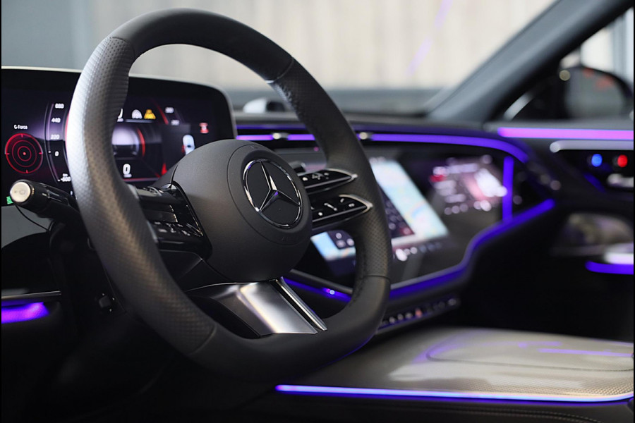 Mercedes-Benz E-Klasse 400 e 4MATIC AMG 53 Look / Hyperscreen / Massage / Burmester 4D / 360 Camera / Leder / Pano / 20 Inch