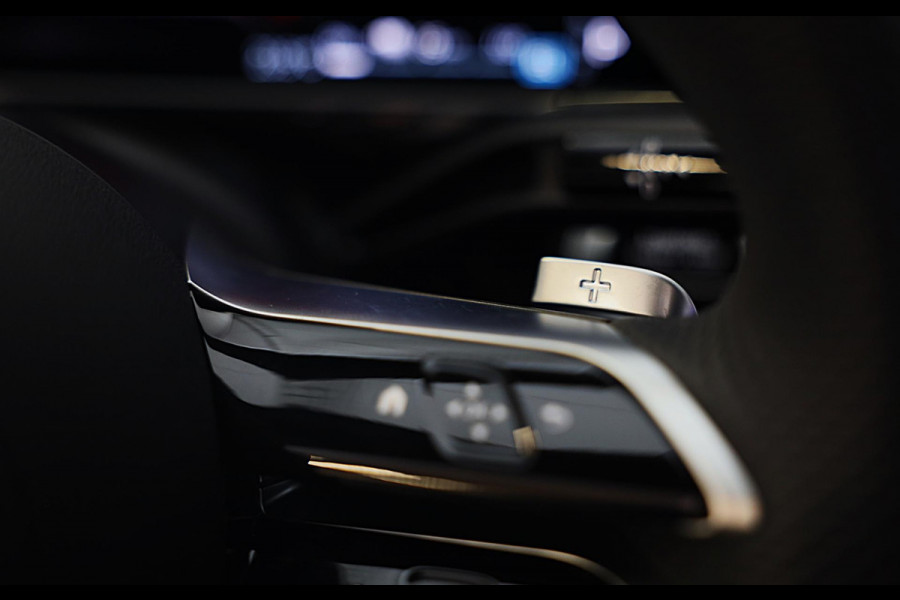 Mercedes-Benz E-Klasse 400 e 4MATIC AMG 53 Look / Hyperscreen / Massage / Burmester 4D / 360 Camera / Leder / Pano / 20 Inch