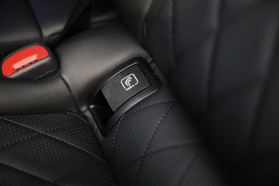 Mercedes-Benz E-Klasse 400 e 4MATIC AMG 53 Look / Hyperscreen / Massage / Burmester 4D / 360 Camera / Leder / Pano / 20 Inch