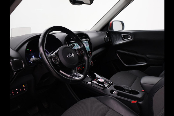 Kia e-Soul 64 kWh AUT. + HARMAN/KARDON | CAMERA | SFEERVERL. | ADAPTIVE CRUISE | STUURVERW. | STOELVERWARMING