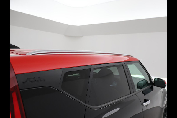 Kia e-Soul 64 kWh AUT. + HARMAN/KARDON | CAMERA | SFEERVERL. | ADAPTIVE CRUISE | STUURVERW. | STOELVERWARMING