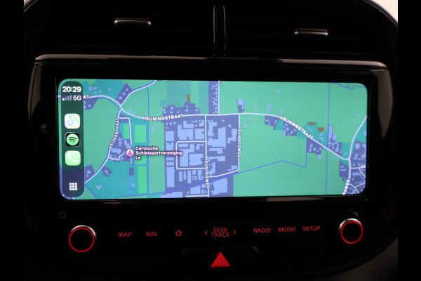 Kia e-Soul 64 kWh AUT. + HARMAN/KARDON | CAMERA | SFEERVERL. | ADAPTIVE CRUISE | STUURVERW. | STOELVERWARMING