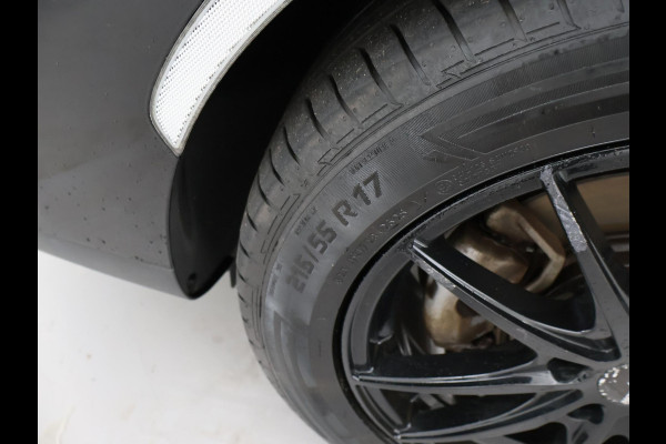 Kia e-Soul 64 kWh AUT. + HARMAN/KARDON | CAMERA | SFEERVERL. | ADAPTIVE CRUISE | STUURVERW. | STOELVERWARMING