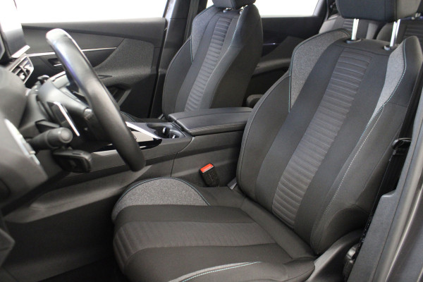 Peugeot 5008 1.2 PureTech Active Pack Business |Trekhaak|Camera|Navi|
