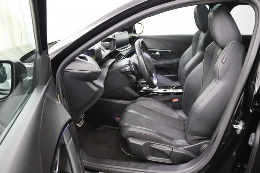 Peugeot 208 1.2 GT-Line*AUTOM.*ECC*ACC*NAVI*PANO*CARPLAY*