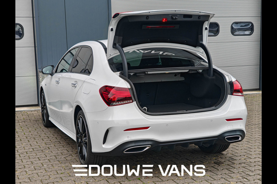 Mercedes-Benz A-Klasse 250e Sedan AMG Panorama Memory Night Pakket