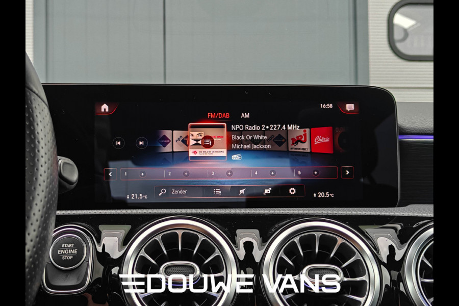 Mercedes-Benz A-Klasse 250e Sedan AMG Panorama Memory Night Pakket