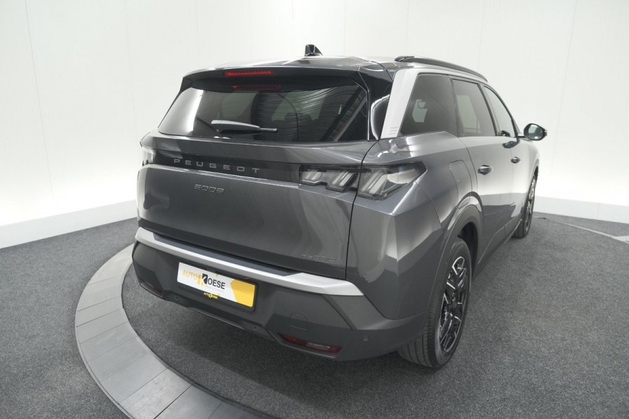 Peugeot 5008 1.2 Hybrid 136 Allure | Panoramic Navigation pack | Pack Seat | 7 Zitplaatsen | Camera | Navigatie | Apple Carplay