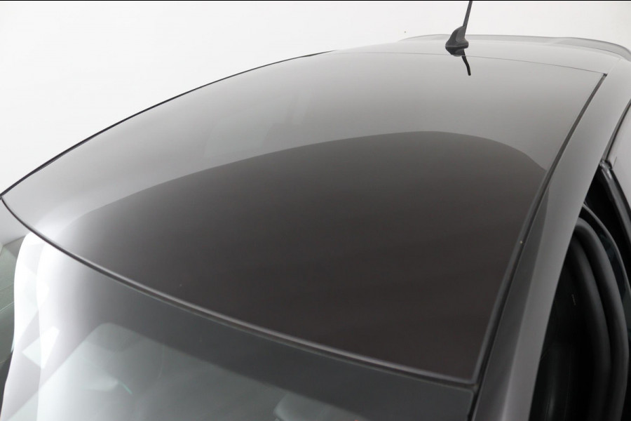 Peugeot 208 1.2 GT-Line*AUTOM.*ECC*ACC*NAVI*PANO*CARPLAY*