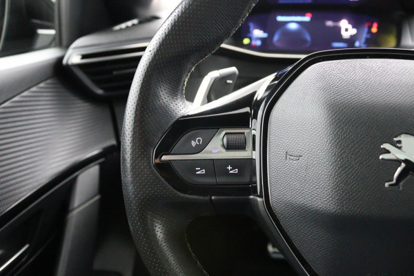 Peugeot 208 1.2 GT-Line*AUTOM.*ECC*ACC*NAVI*PANO*CARPLAY*