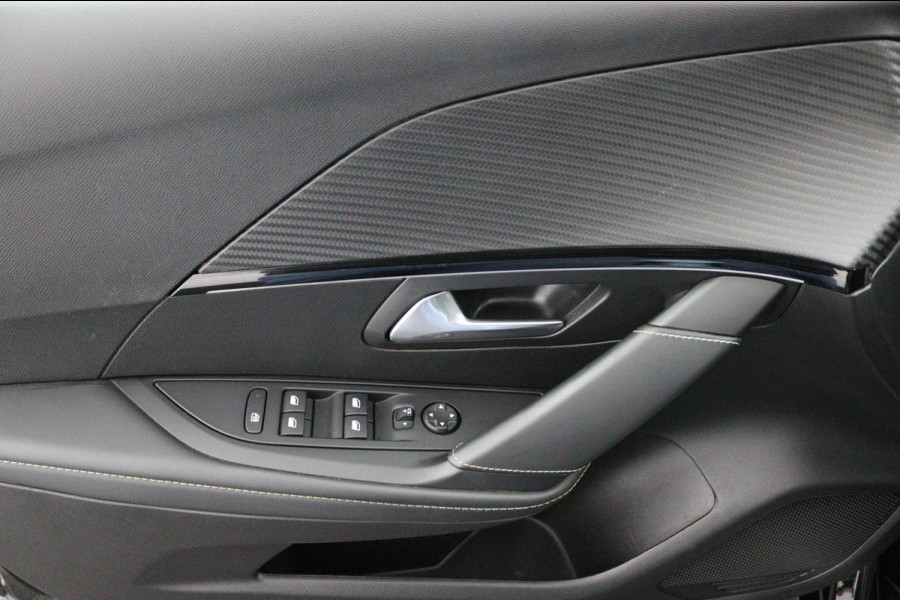 Peugeot 208 1.2 GT-Line*AUTOM.*ECC*ACC*NAVI*PANO*CARPLAY*