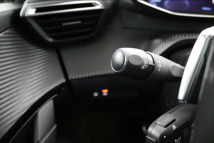 Peugeot 208 1.2 GT-Line*AUTOM.*ECC*ACC*NAVI*PANO*CARPLAY*